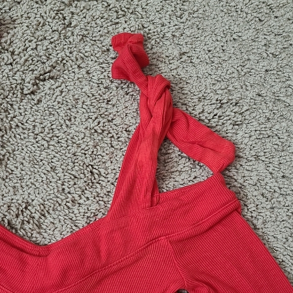 Express Fittes Long Sleeve Tie Shoulder Bodysuit - Picture 7 of 15